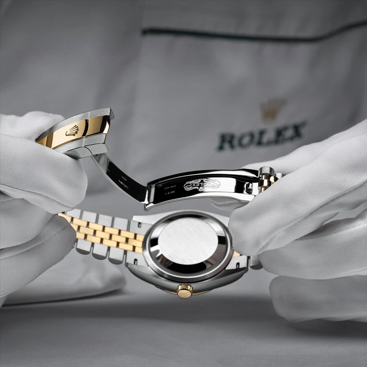 La procedura del servizio completo Rolex